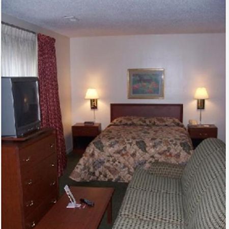 Huntsville Hotel & Suites الغرفة الصورة